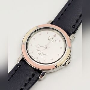 Vintage Casio LQ-960W Ladies Analog Watch – Rare JDM Pink & Cream Bezel – Japan